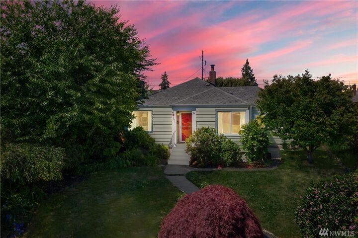 Property Photo:  4817 N 7th Street  WA 98406 