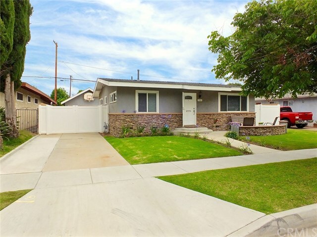 Property Photo: 3360 Charlemagne Avenue CA 90808