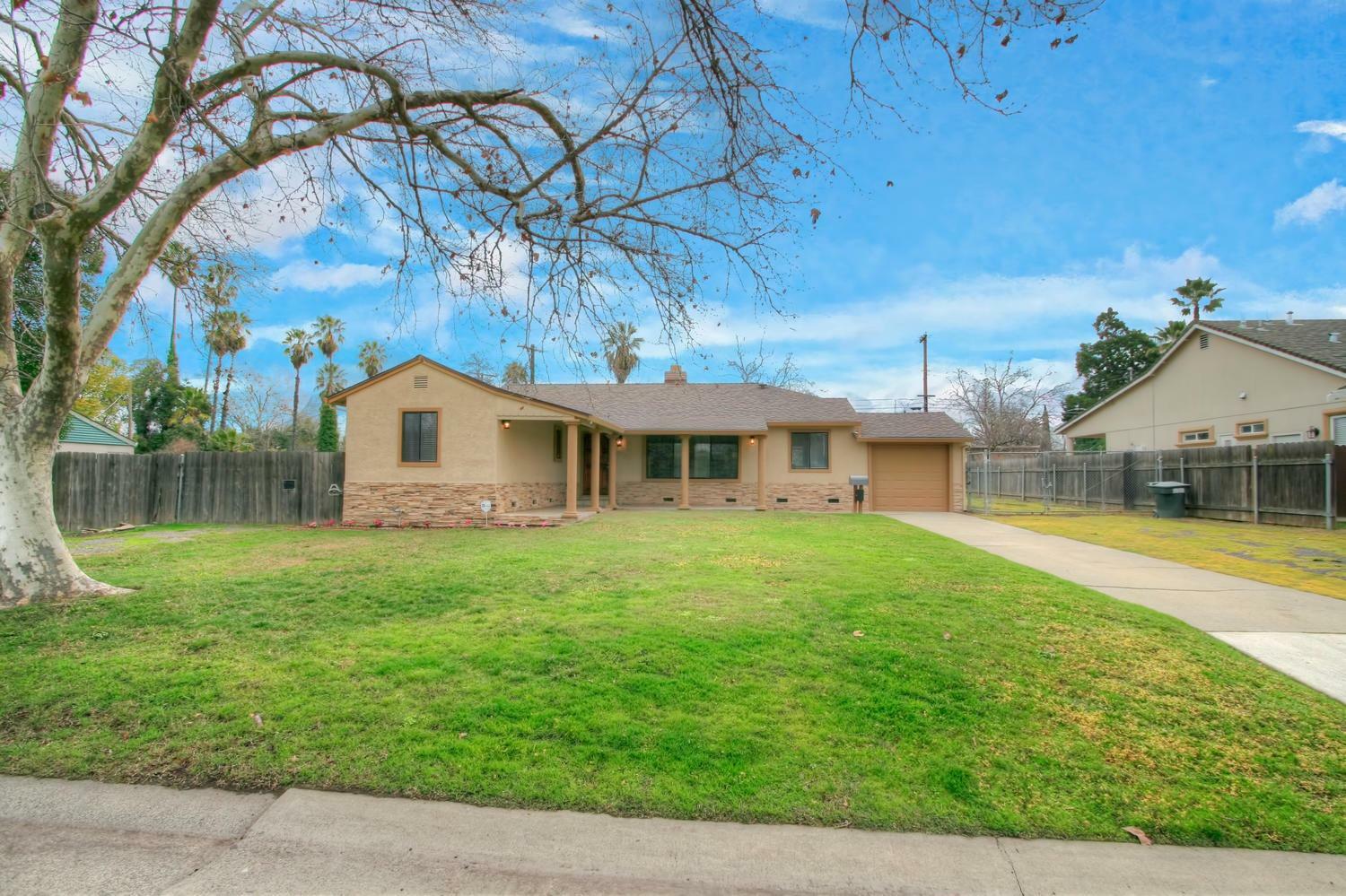 Property Photo:  2690 Bell Street  CA 95821 