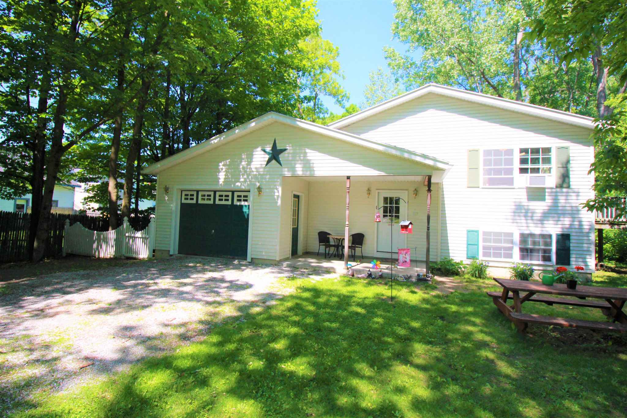 Property Photo:  96 Lincoln Avenue  VT 05478 