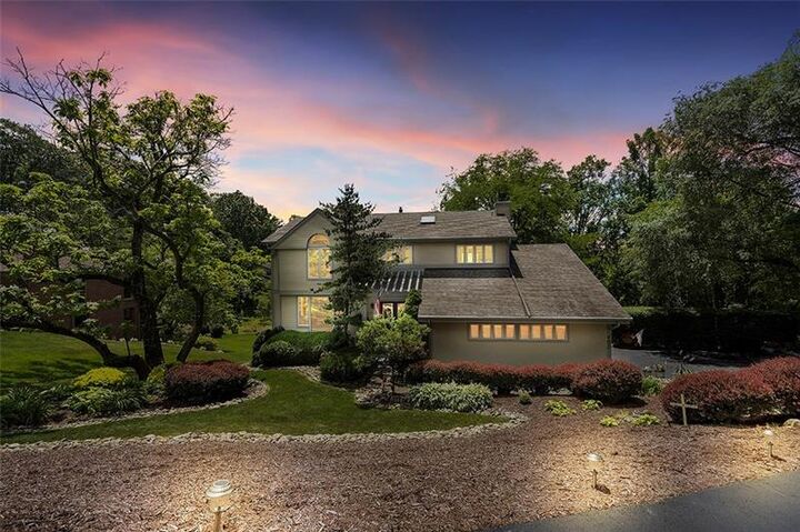 403 Cheri  Peters Twp PA 15317 photo