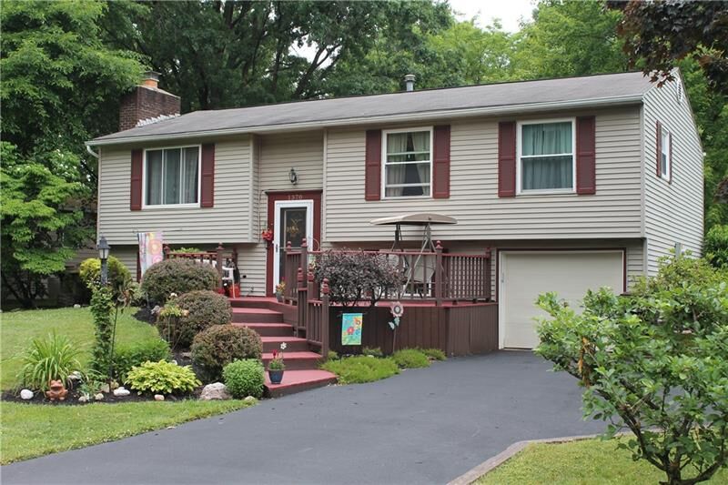 Property Photo:  1370 Coronado Dr  PA 16148 