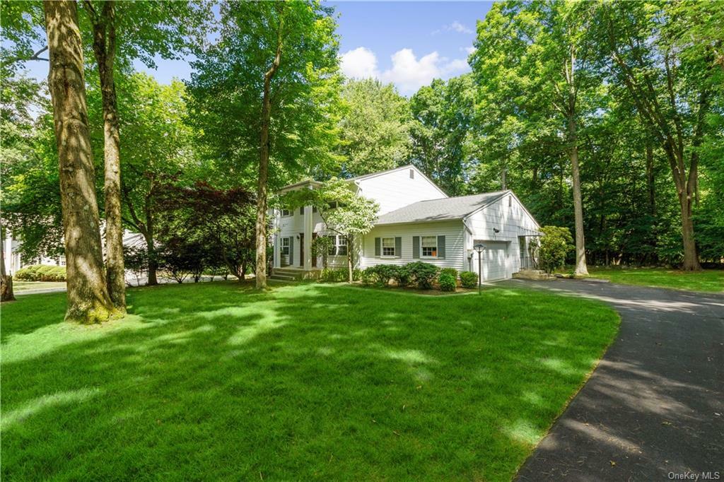 Property Photo:  20 The Promenade  NY 10956 