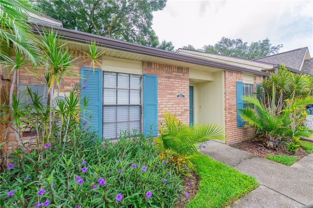 Property Photo:  8615 Carroll Oaks Drive  FL 33614 