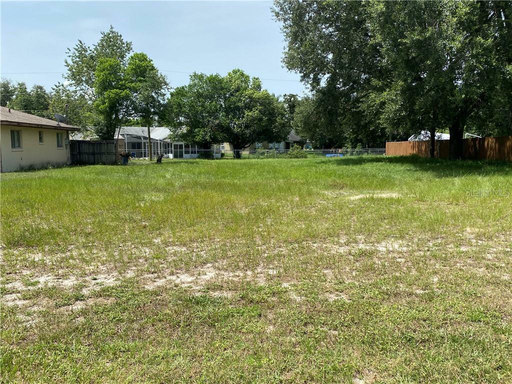 Property Photo:  2217 Bannister Street  FL 32738 