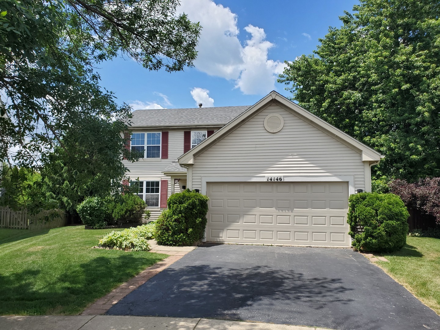 Property Photo:  14146 South Manistee Court  IL 60544 