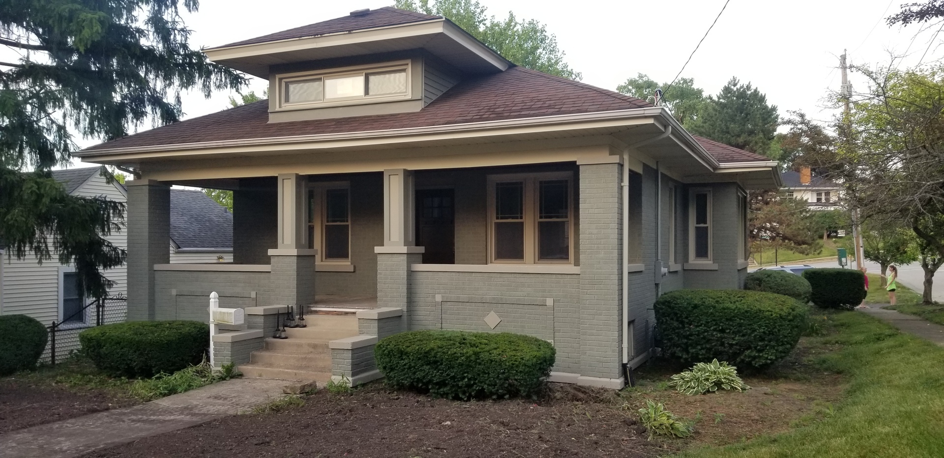 Property Photo:  411 Singer Avenue  IL 60439 