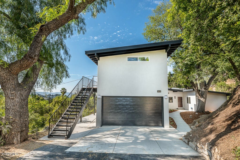 Property Photo:  4611 Bedel Street  CA 91364 