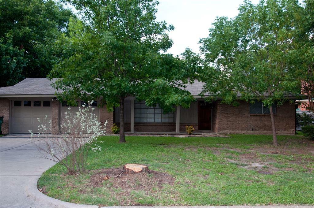 Property Photo:  2402 Avondale Drive  TX 75402 