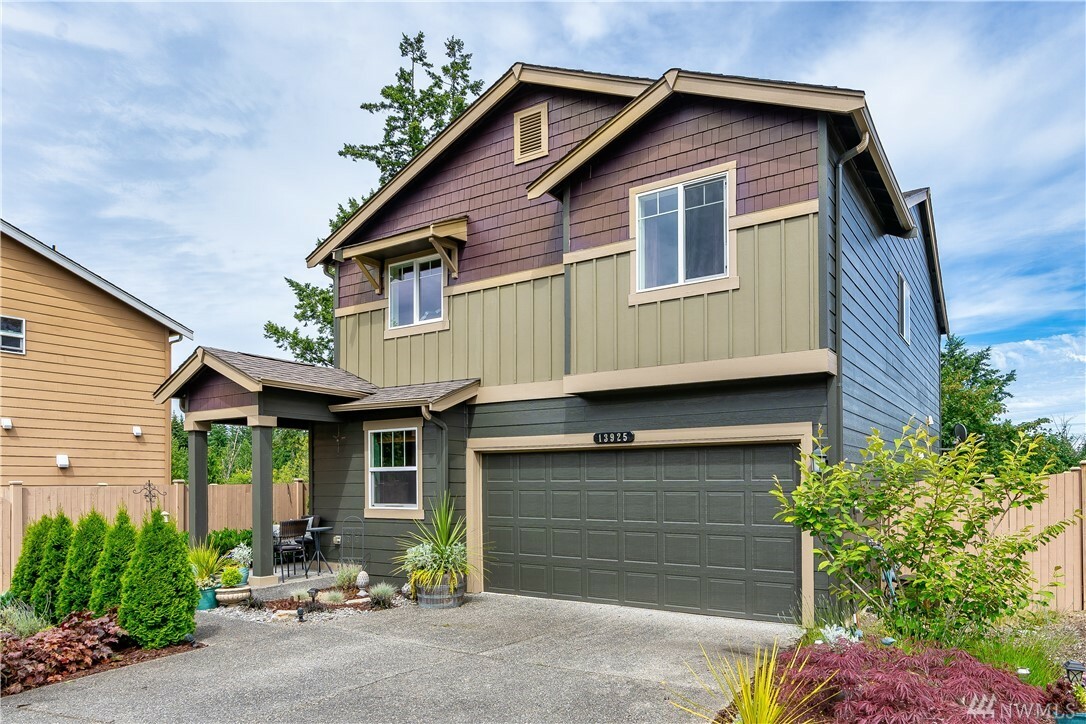 Property Photo:  13925 3rd Ave W  WA 98208 