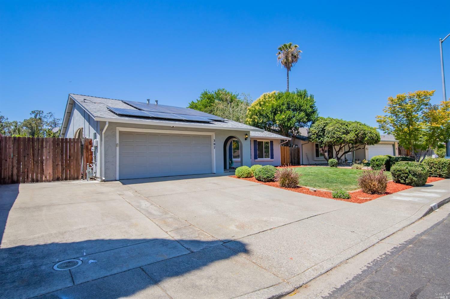 307 Edwin Drive  Vacaville CA 95687 photo