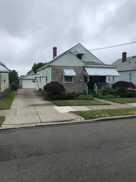 Property Photo: 1254 E 28th Street PA 16504