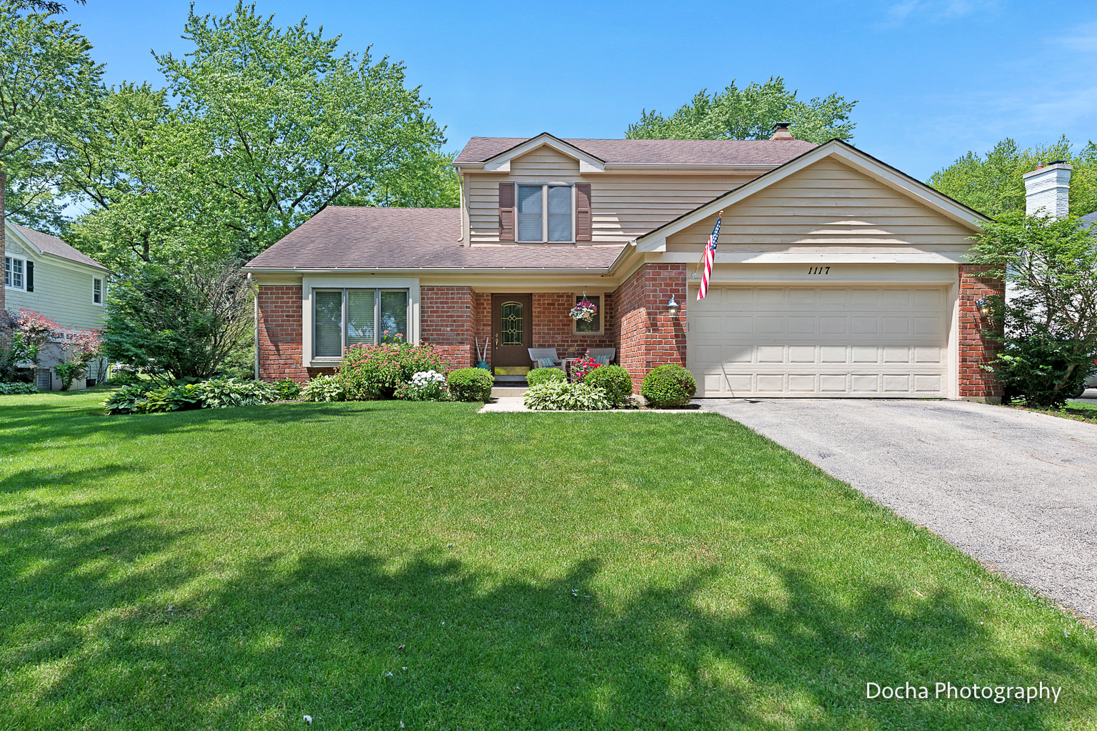 Property Photo: 1117 Briergate Drive IL 60563