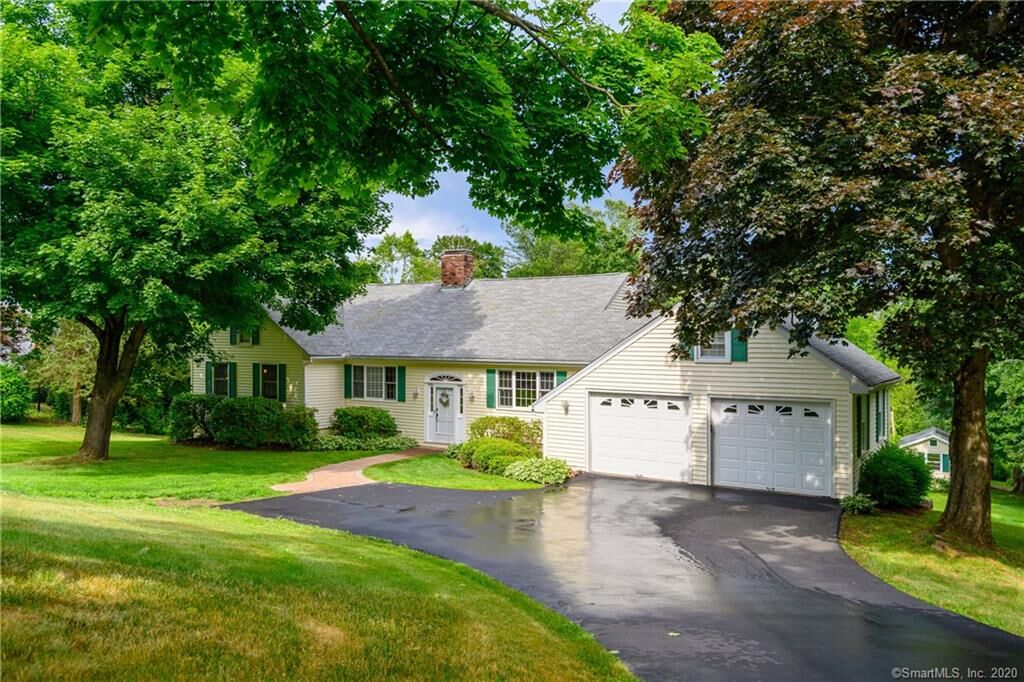 Property Photo: 4 King Street CT 06470