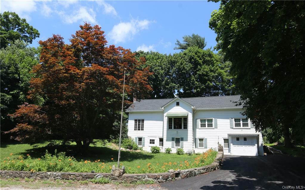 Property Photo: 7 Dorset Drive NY 10541