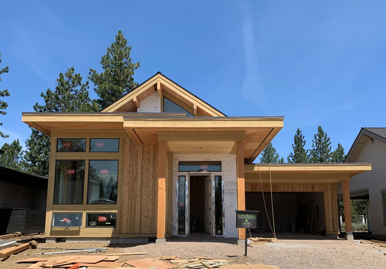 Property Photo: 182 W Heising Drive OR 97759