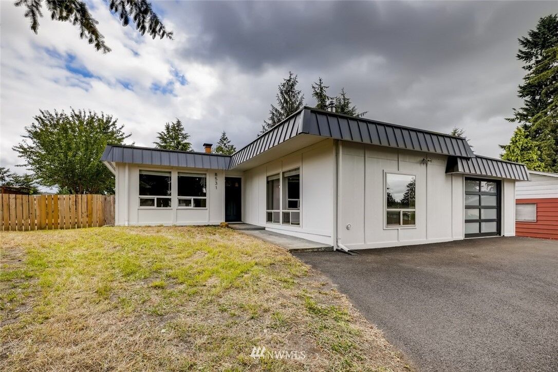Property Photo:  8531  Quinault Drive NE  WA 98516 
