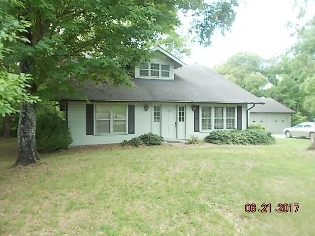 Property Photo:  408 E Farrell  TN 37826 