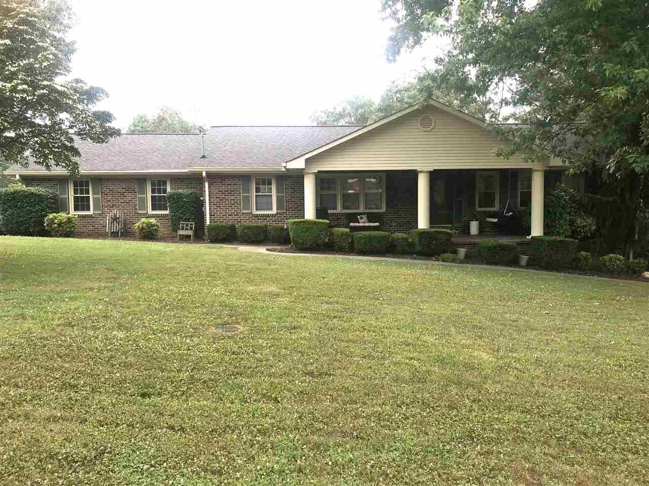 Property Photo:  174 County Road 576  TN 37329 