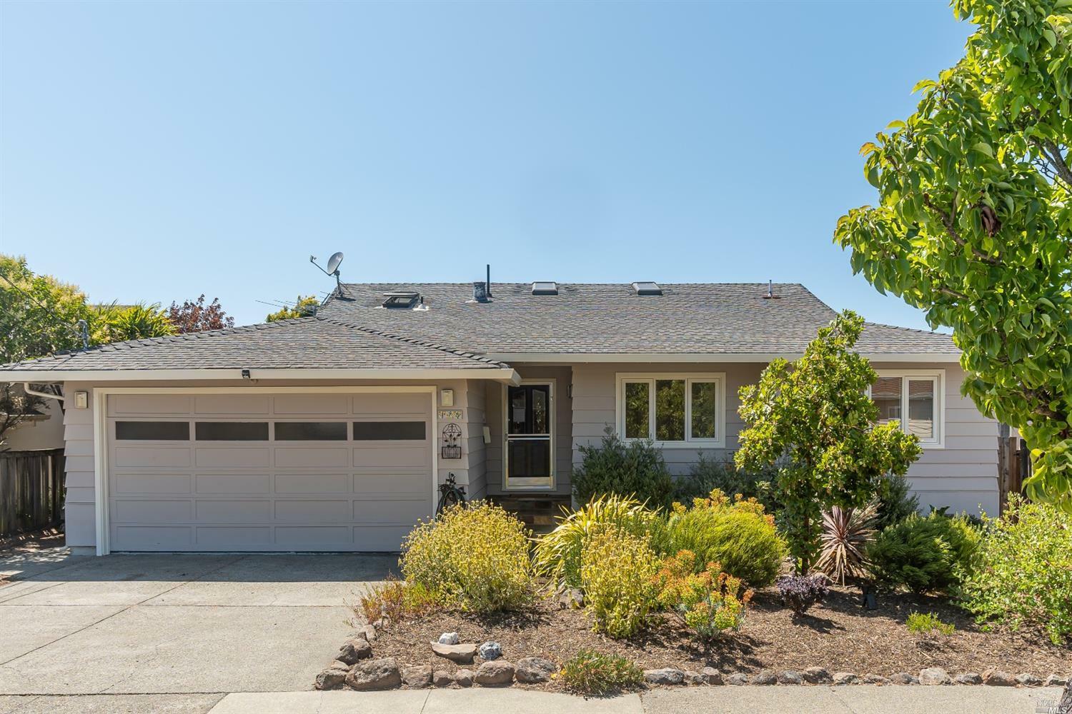 Property Photo:  175 Golden Hind Passage  CA 94925 