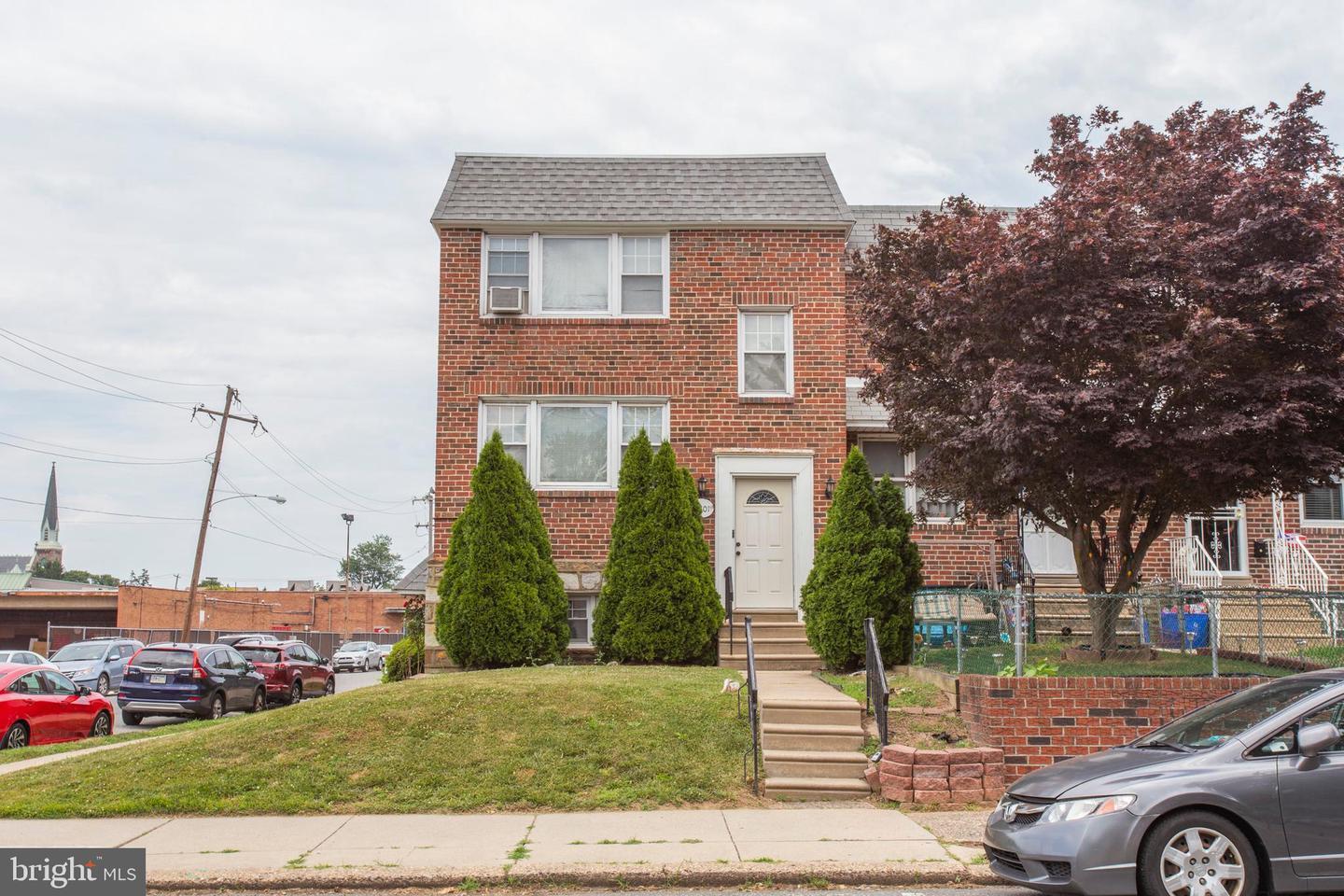 Property Photo: 4301 Ashburner Street PA 19136