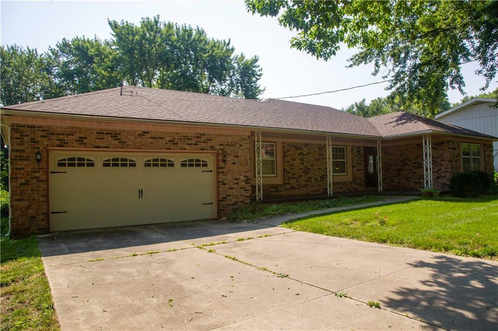 3209 SW 35th Street  Des Moines IA 50321 photo