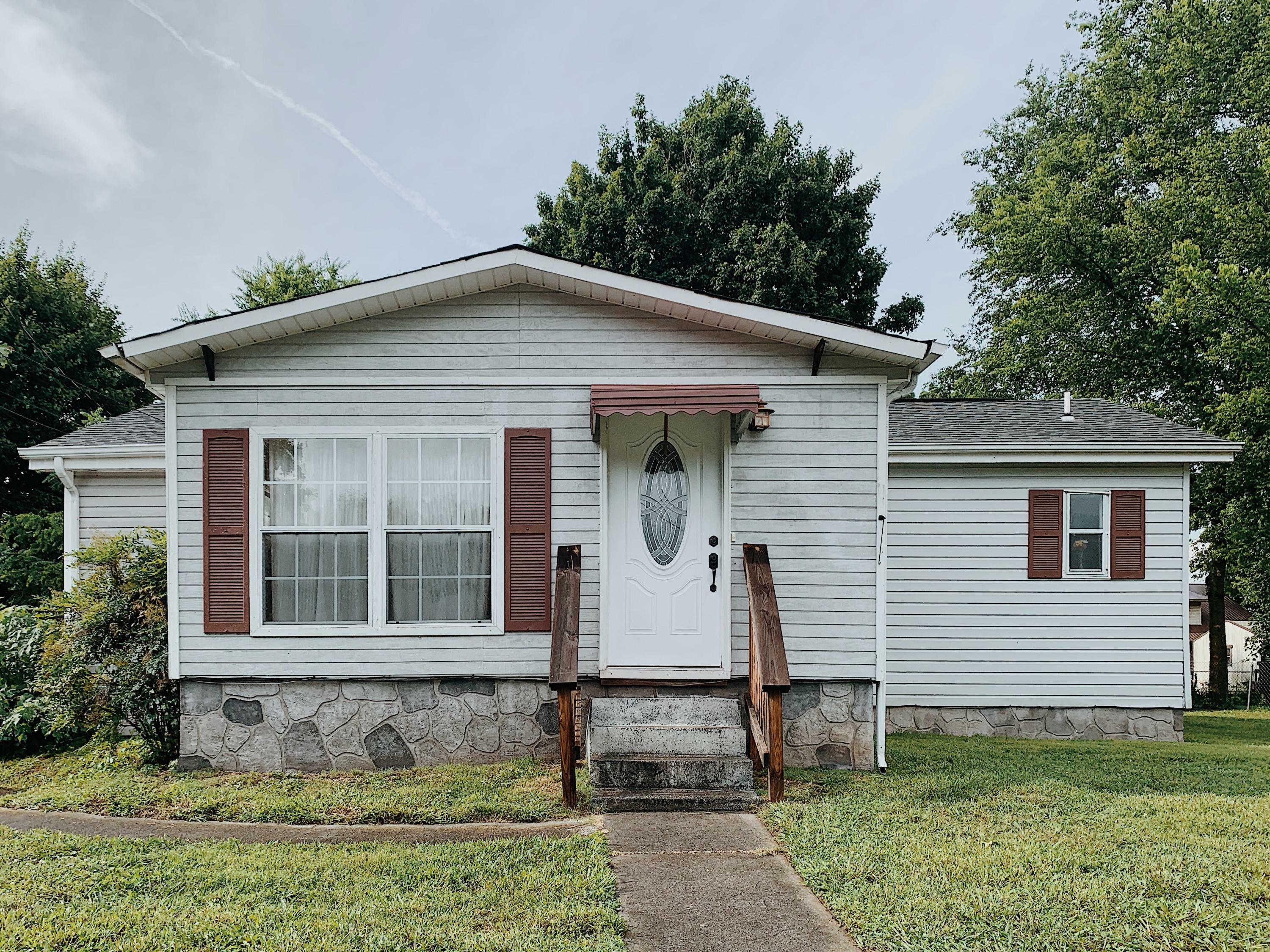 Property Photo:  804 Eastern St  TN 37760 