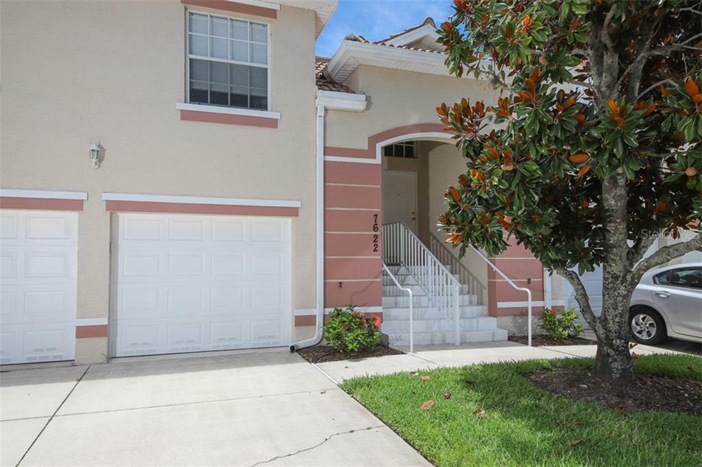 Property Photo:  7622 Sweetbay Circle 4-201  FL 34203 