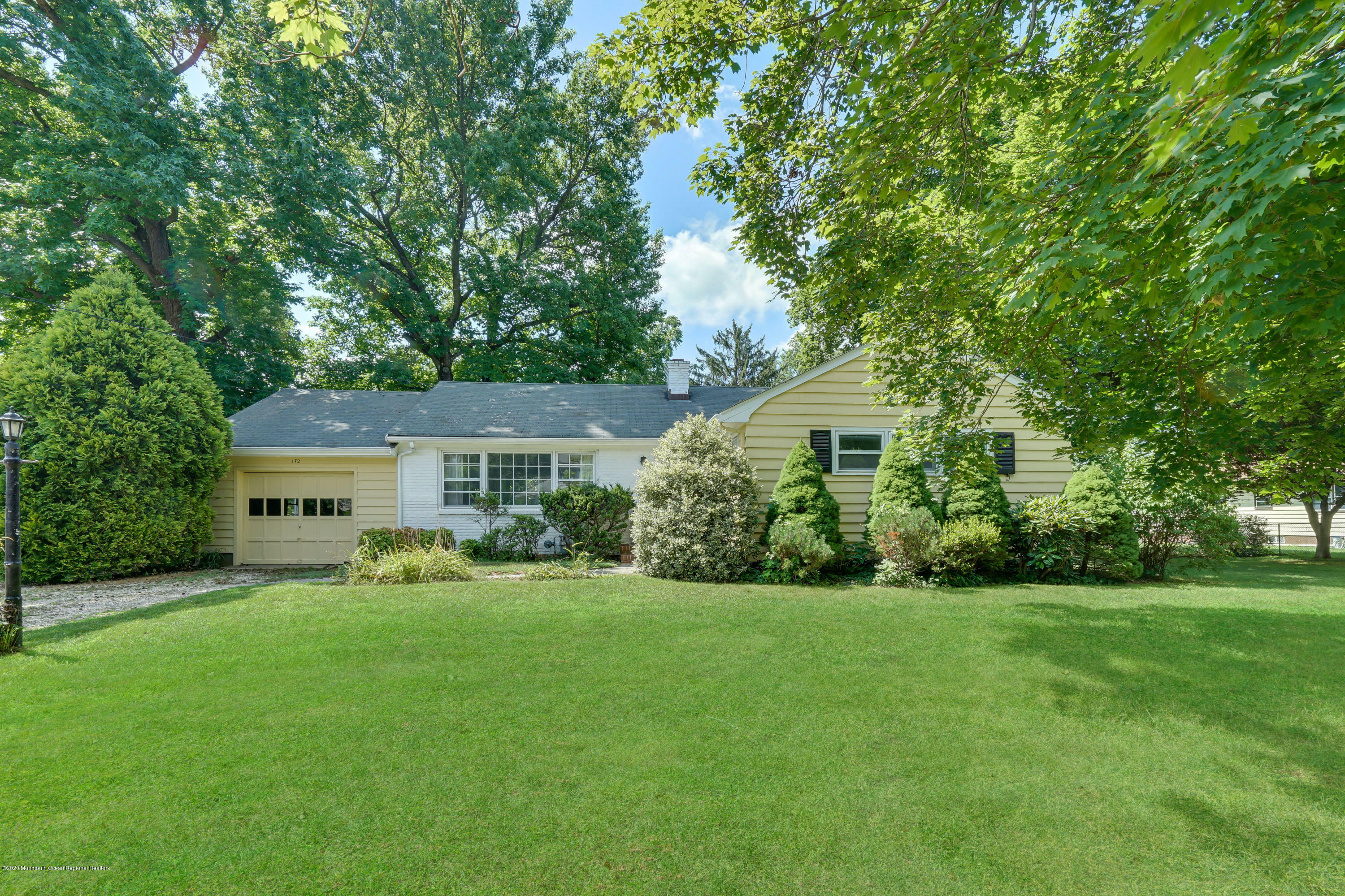 Property Photo:  172 Hamiltonian Drive  NJ 07748 