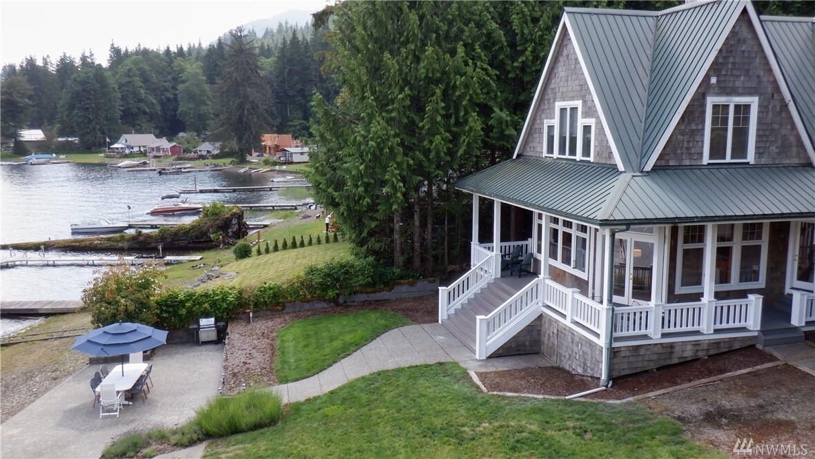 Property Photo: 33185 South Shore Drive WA 98274