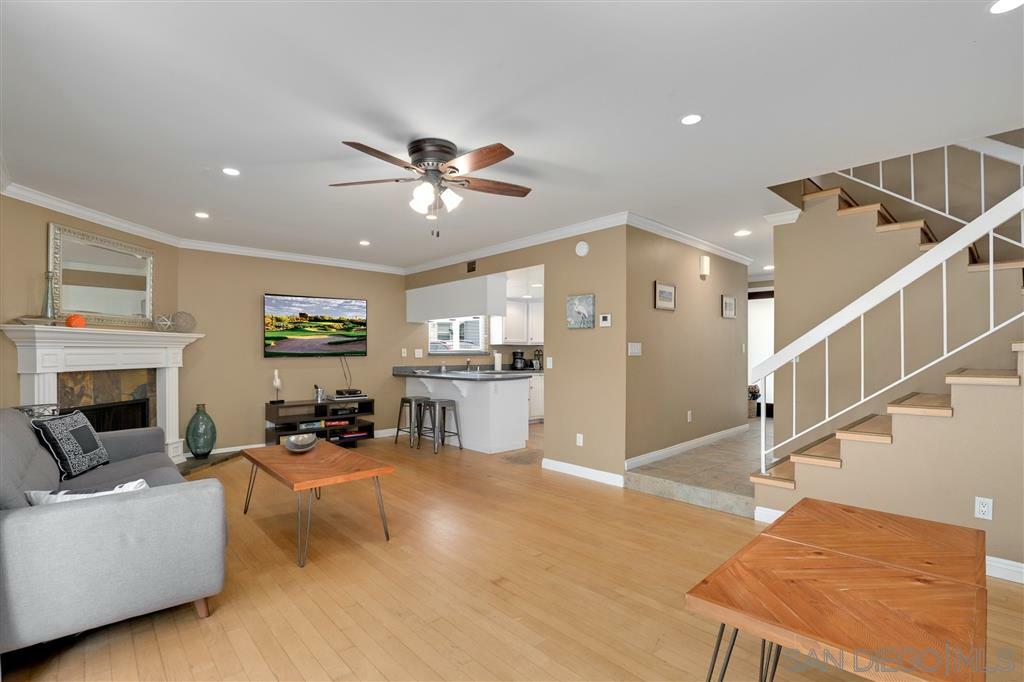 Property Photo: 856 Diamond St CA 92109