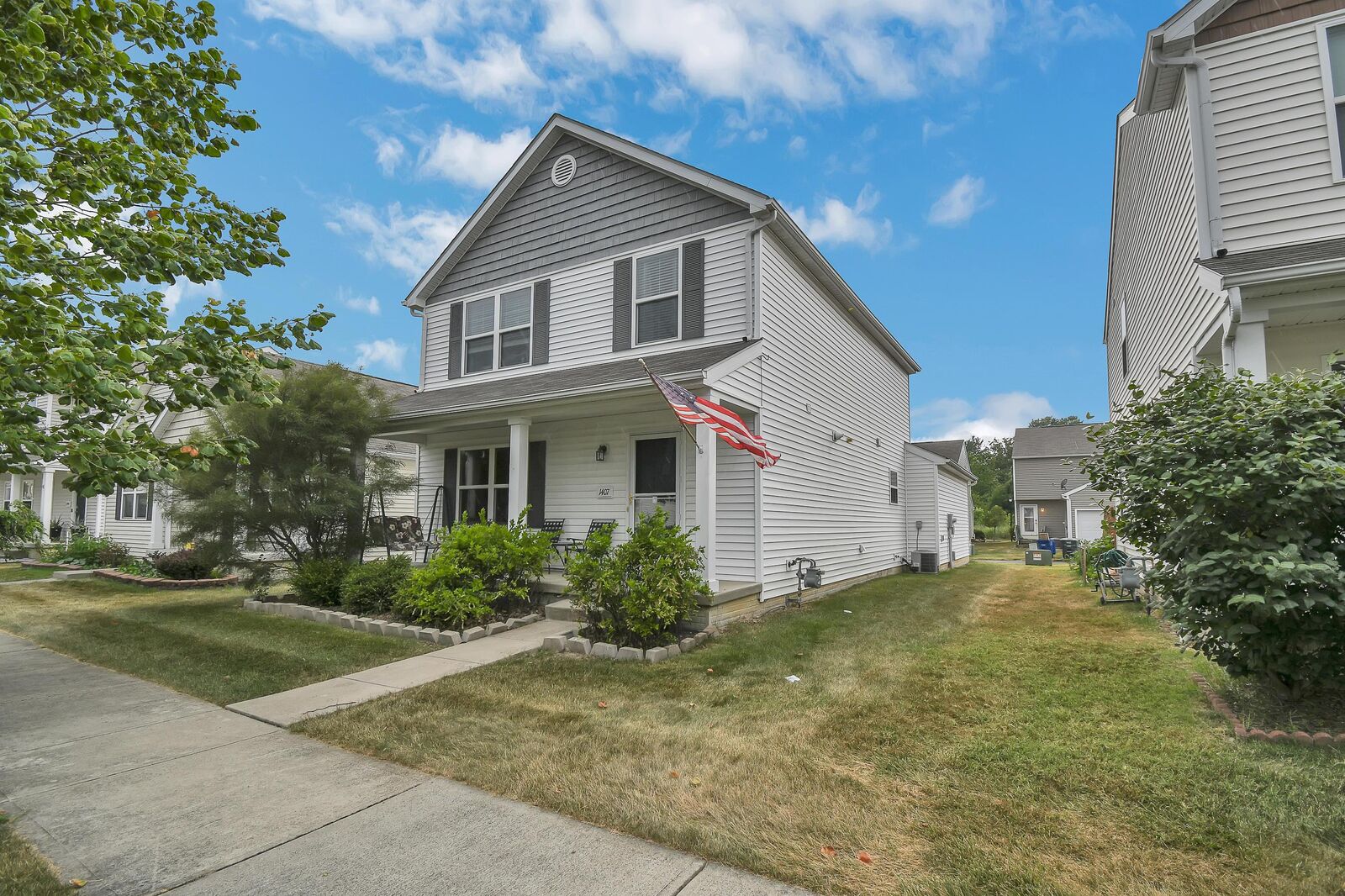 Property Photo:  1407 Ithaca Drive  OH 43228 