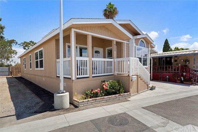 Property Photo:  6255 Sea Breeze 28  CA 90803 