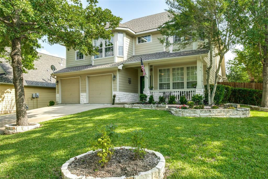 Property Photo:  300 Silver Oak Drive  TX 76051 