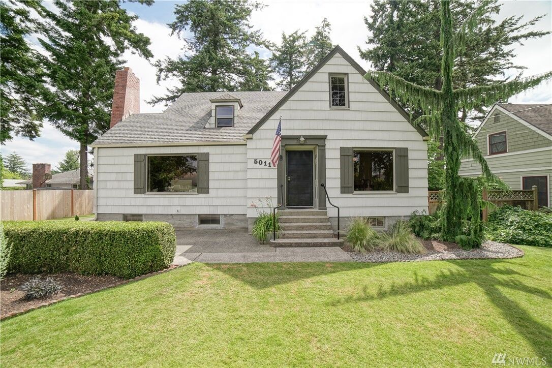 Property Photo:  5011 E B St  WA 98404 