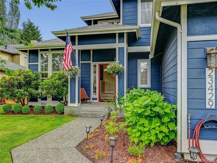 Property Photo: 23429 SE 246th Place WA 98038