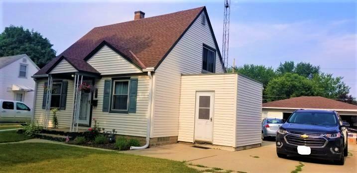 Property Photo: 2818 S 88th St WI 53227