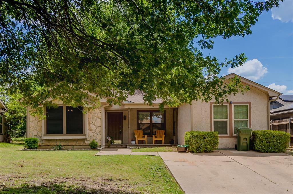 Property Photo:  5404 Spring Willow Drive  TX 76018 