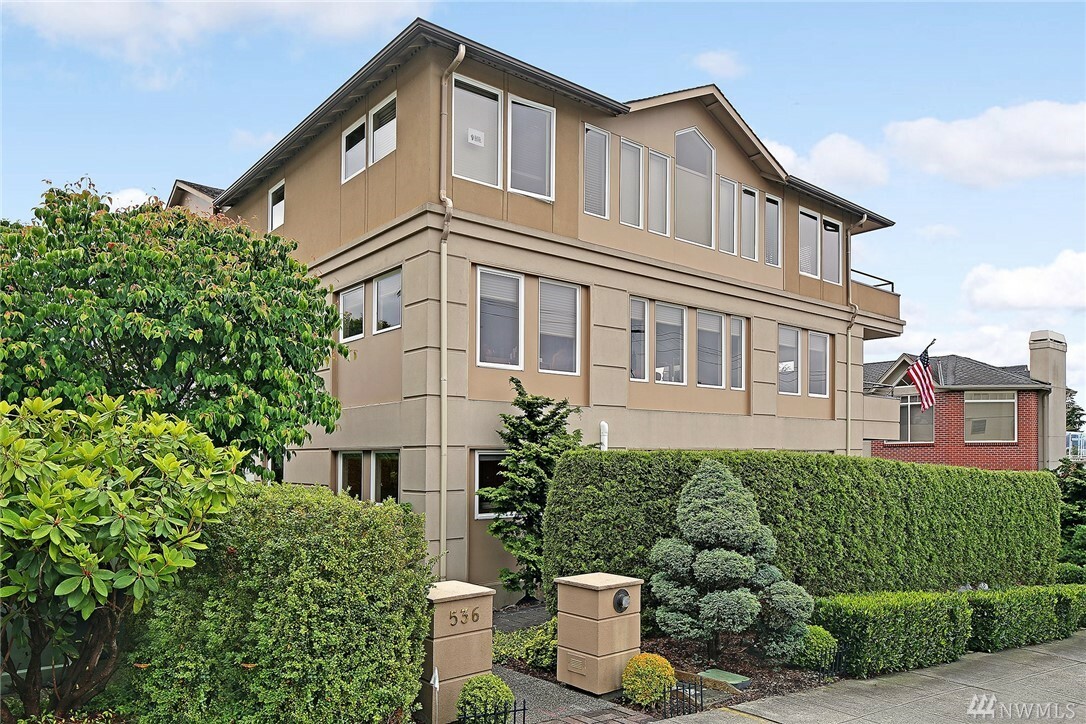 536 Walnut St 101  Edmonds WA 98020 photo