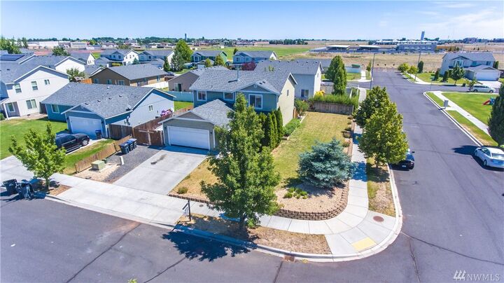 Property Photo:  1917  Dilley Avenue  WA 98837 