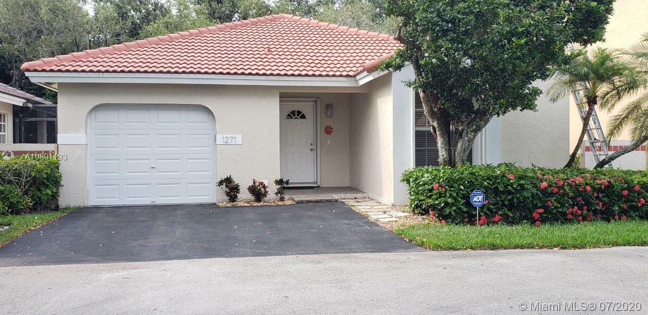 Property Photo:  1271 Seagrape Cir  FL 33326 