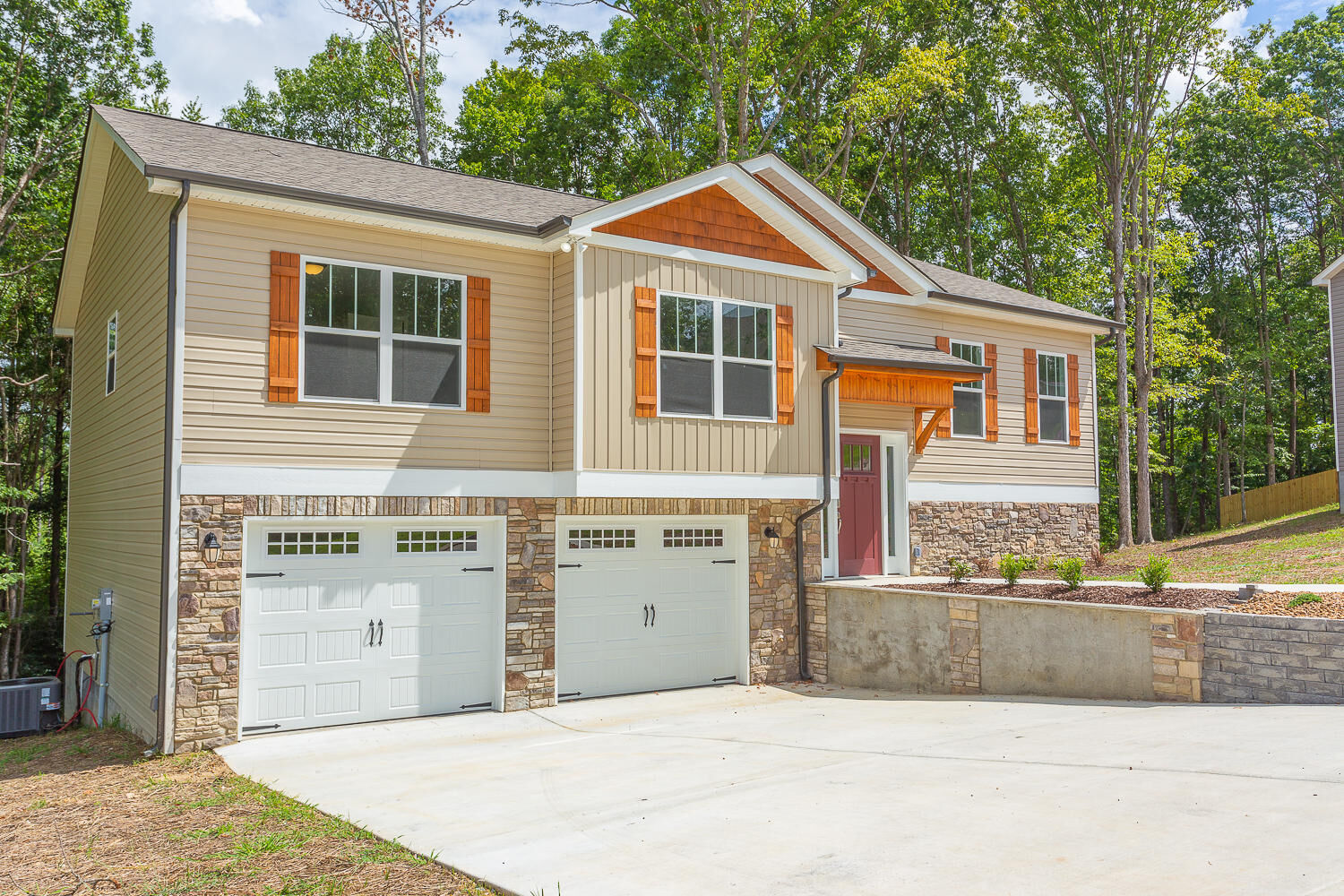 Property Photo:  1821 Staghorn Drive  TN 37379 