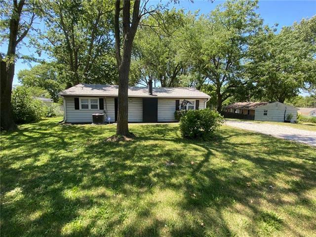 Property Photo: 6302 N Wyandotte Street MO 64118