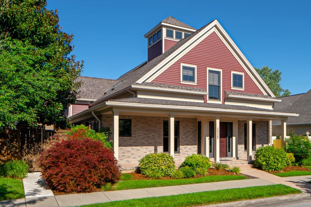 Property Photo: 1529 Victoria Green Boulevard IN 47715