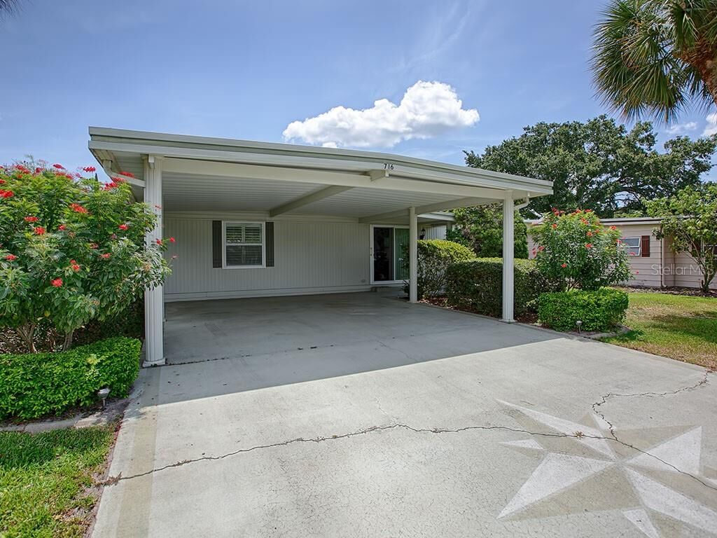 Property Photo:  716 Bengal Avenue  FL 32778 
