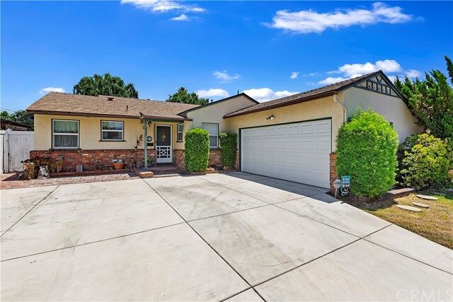 Property Photo: 4946 N Brightview Drive CA 91722