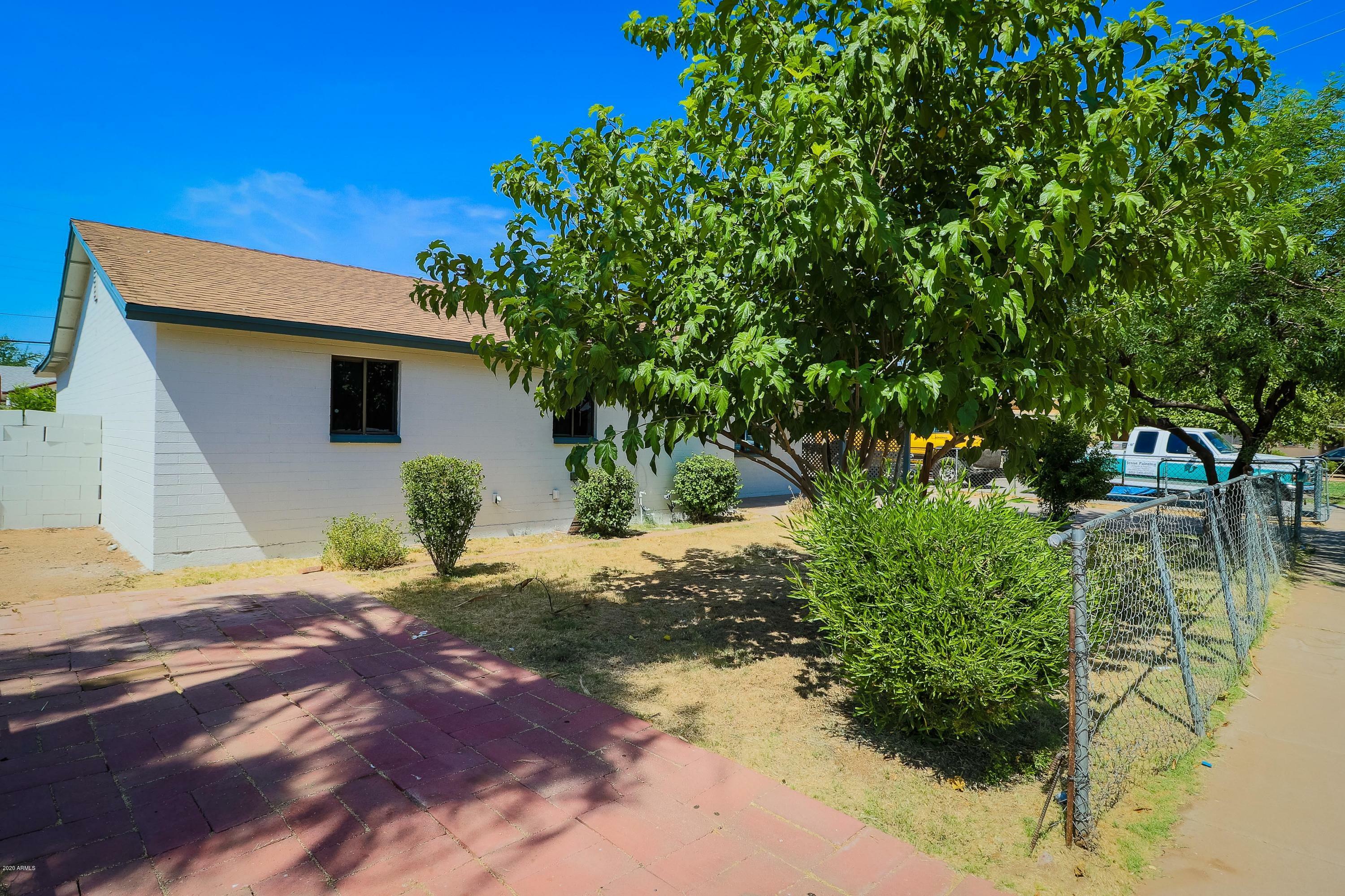 Property Photo:  4234 W Cheery Lynn Road  AZ 85019 