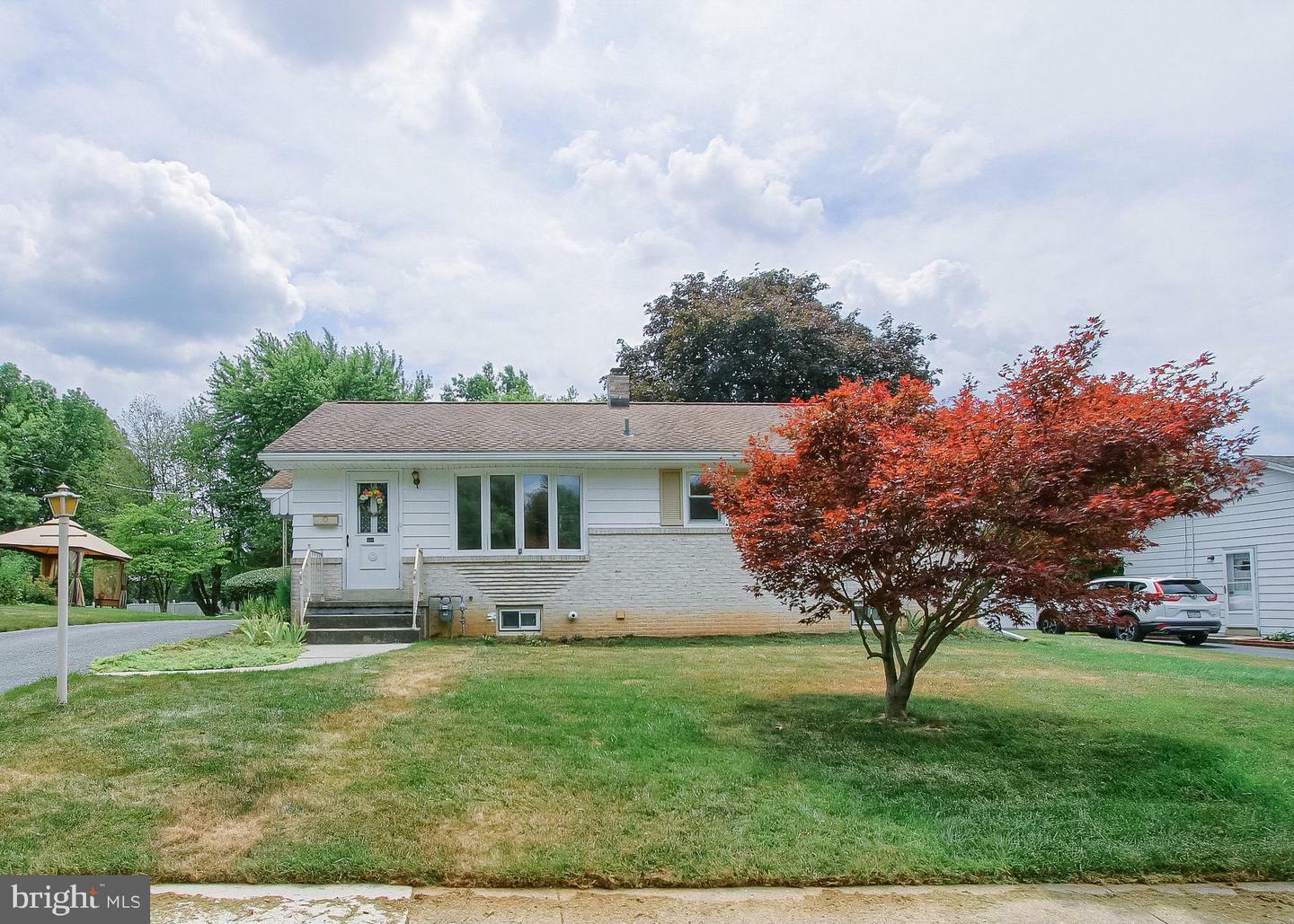 Property Photo:  558 E Street  PA 17013 