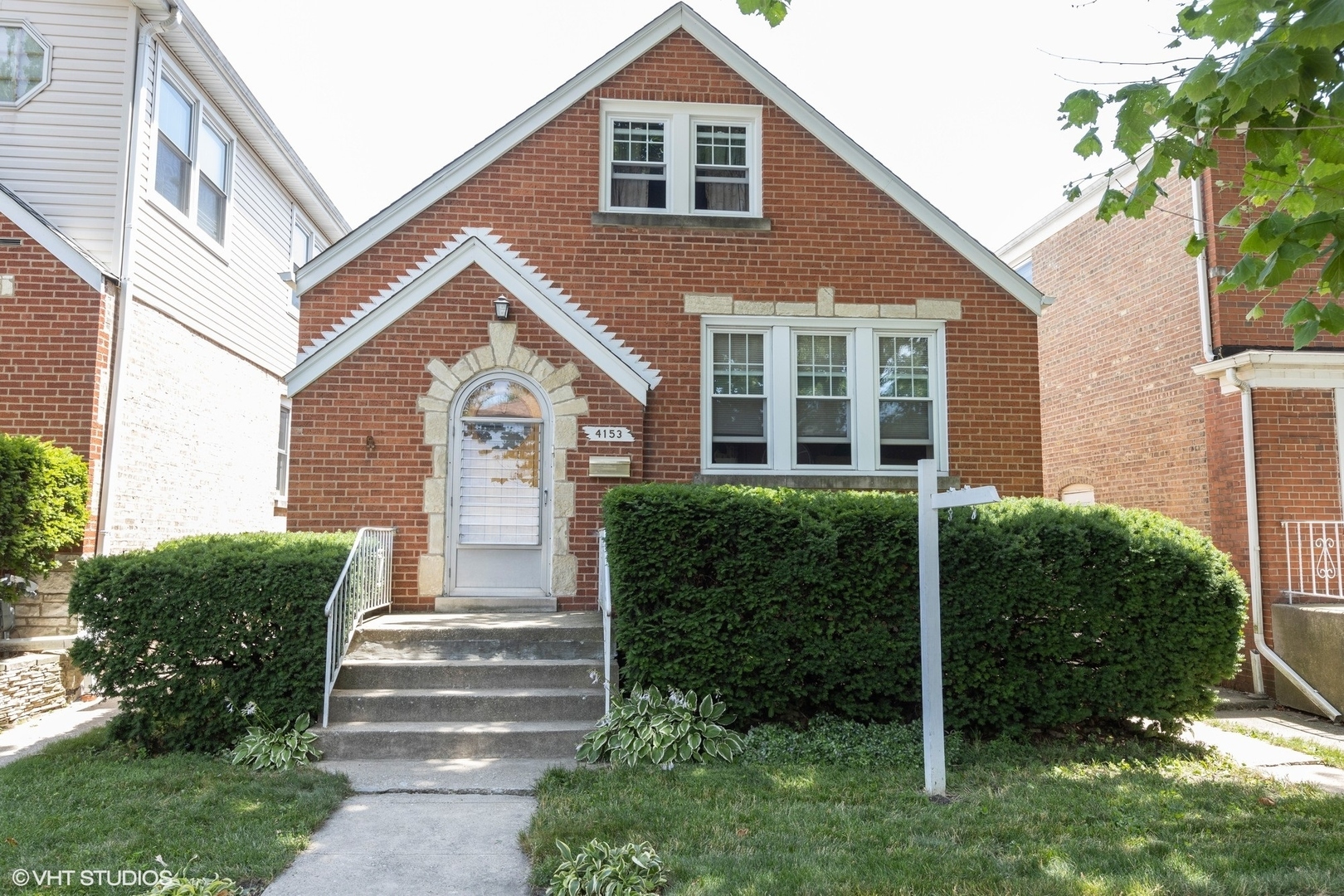 Property Photo:  4153 Elm Avenue  IL 60513 