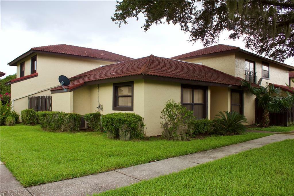 Property Photo:  457 Hunter Circle  FL 34758 